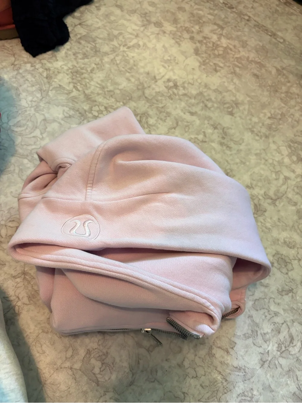lululemon athletica soft pale